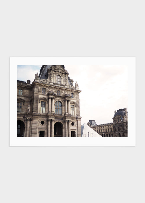 Louvren paris 2 poster